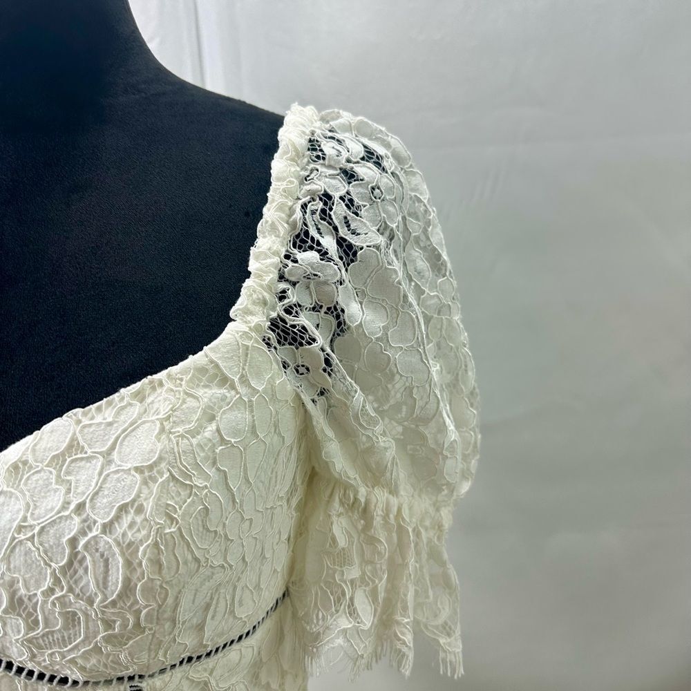 Bardot Charlotte Floral Lace Flutter Sleeve Sweetheart Mini Dress Size 6 NWT - Picture 6 of 14